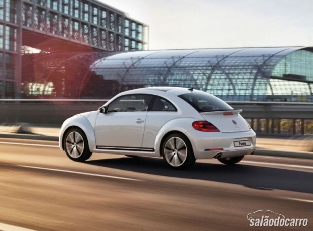 Volkswagen encerra ano com Fusca, CC e Tiguan R-Line