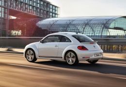 Volkswagen encerra ano com Fusca, CC e Tiguan R-Line