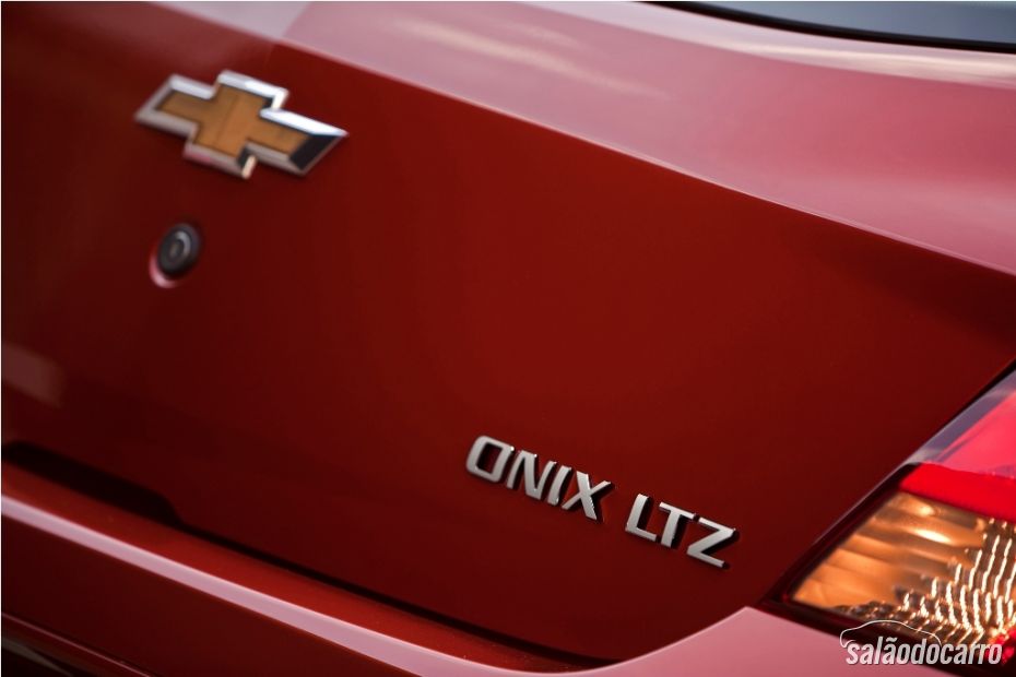 Siglas automotivas (LS, LT, LTZ, XEi, XLi, etc.)