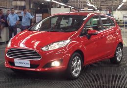 New Fiesta começa a ser produzido no Brasil 
