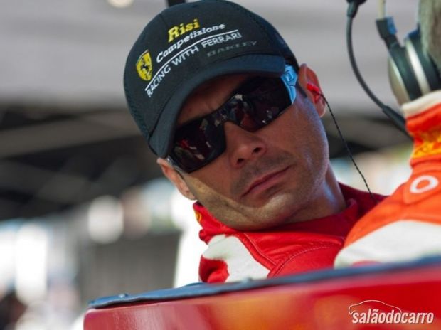 Ex-piloto da Ferrari é preso depois de perseguição