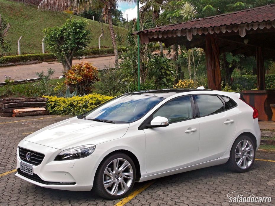 Volvo V40