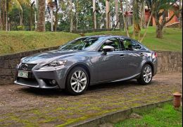 Primeiras impressões do Lexus IS