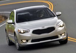 Kia lança Cadenza 2014