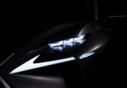 Lexus promete duas novidades no Salão de Frankfurt