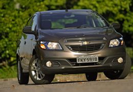 Teste do Chevrolet Prisma 1.4 LTZ automático