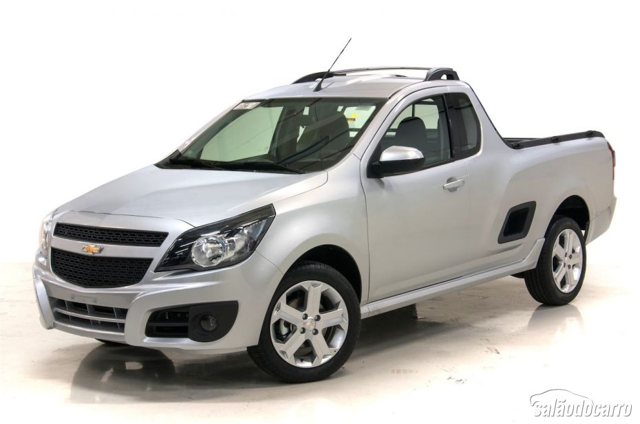 Chevrolet Montana 2014 chega às concessionárias