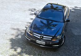 Teste do Mercedes-Benz C180