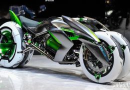Kawasaki apresenta o protótipo J Three Wheeler EV