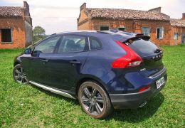 Impressões do Volvo V40 Cross Country