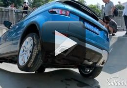 Vídeo mostra Range Rover Evoque realizando manobras de skate