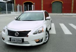 Teste do Nissan Altima SL