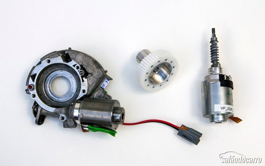Como funciona a tecnologia de direção adaptativa da Ford?