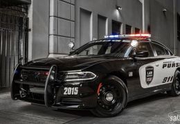 Dodge apresenta Charger Pursuit 2015