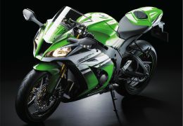 Kawasaki apresenta versões especiais em comemoração aos 30 anos da linha Ninja
