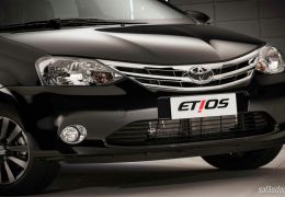 Toyota Etios 2015 chega com novos equipamentos