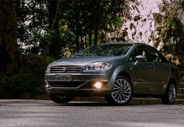 Teste do Fiat Linea Essence