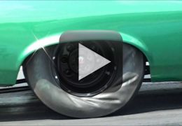 Veja como é uma partida de corrida de Drag em câmera lenta