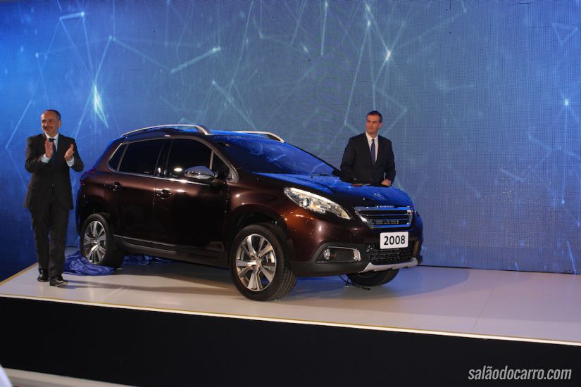 Peugeot lança crossover 2008
