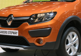 Renault lança Sandero Stepway 2015