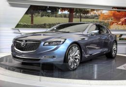 Sedan Buick Avenir é apresentado no Salão de Detroit