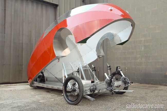 Confira alguns modelos bizarros de carros do futuro