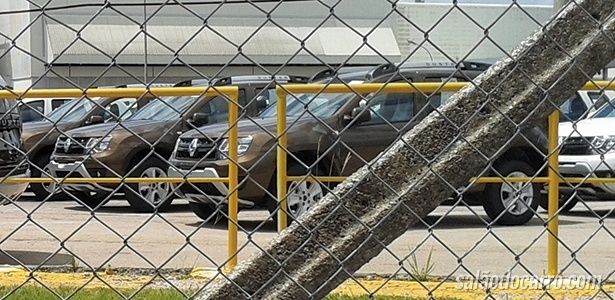 Novo Duster é flagrado nas ruas