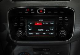 Fiat Punto e Linea ganham nova central multimídia