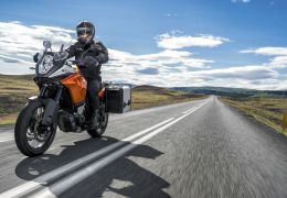 KTM 1190 Adventure chega ao Brasil