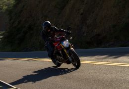 Nova Ducati Monster 1200 chega por R$ 64.900