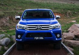 Toyota mostra nova Hilux na Tailândia e na Austrália