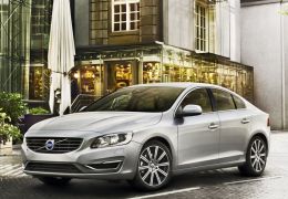 Volvo lança novas versões de entrada para S60 e V60