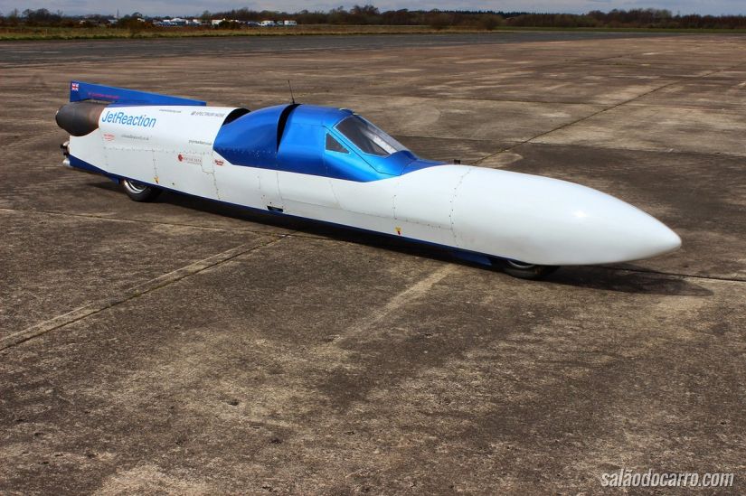 Moto a jato? Jet Reaction busca superar os 605 km/h