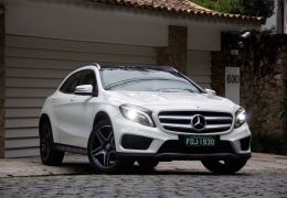 Teste do Mercedes-Benz GLA 250 Sport