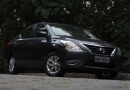 Teste do Nissan Versa 1.0 S