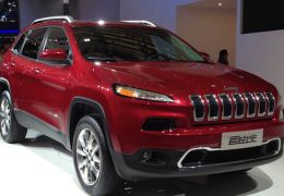 Jeep Cherokee sofre recall no Brasil