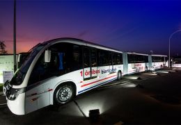 Scania lança ônibus biarticulado desenvolvido e fabricado no Brasil