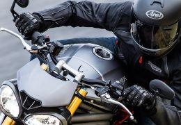 Triumph Speed Triple 2016 vem com novo motor