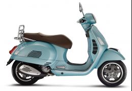 Vespa lança edições especiais de 70 anos