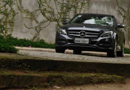 Teste da Mercedes-Benz C200 Avantgarde