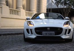 Teste do Jaguar F-Type S cupê