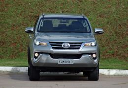 Impressões da nova geração da Toyota SW4