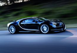 Bugatti Chiron chega com motor quad-turbo