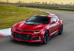 Chevrolet revela novo Camaro com 468 cv
