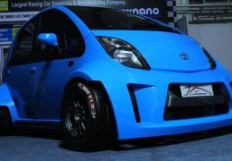 Tata lança Super Nano com 200 cv