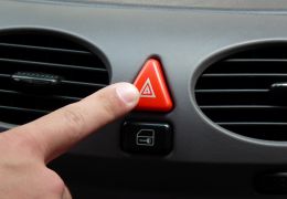 Pisca-alerta: quando usar e para o que serve?