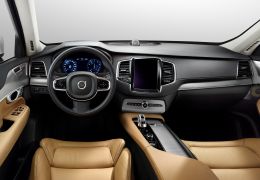 Volvo XC90 terá recall no Brasil