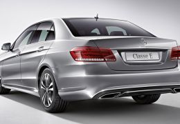 Mercedes-Benz Classe E ganha motor 2.0 turbo de 211 cv