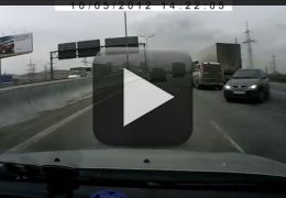Vídeo compila acidentes automobilísticos estranhos na Rússia