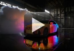 Lexus cria carro camaleão com 42 mil LEDs